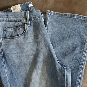 Levis jeans